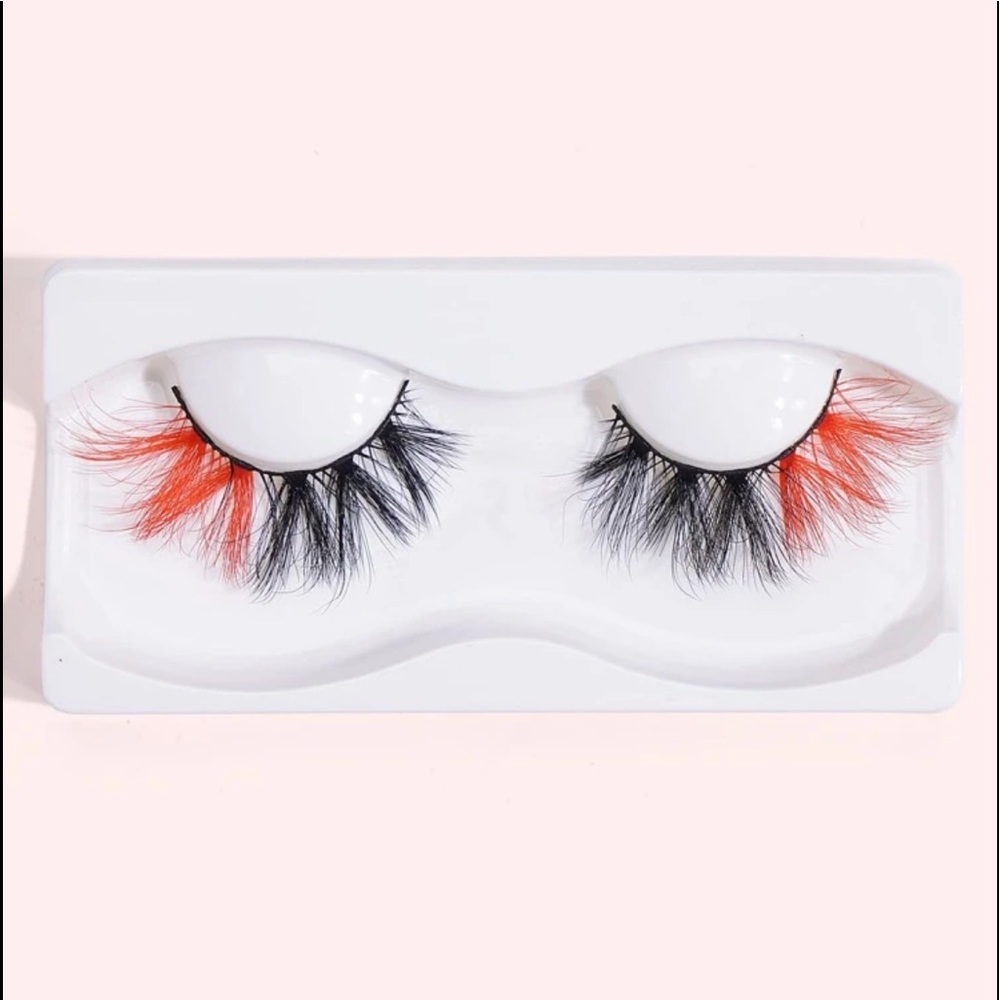 Red & Black Fake wispy  lashes